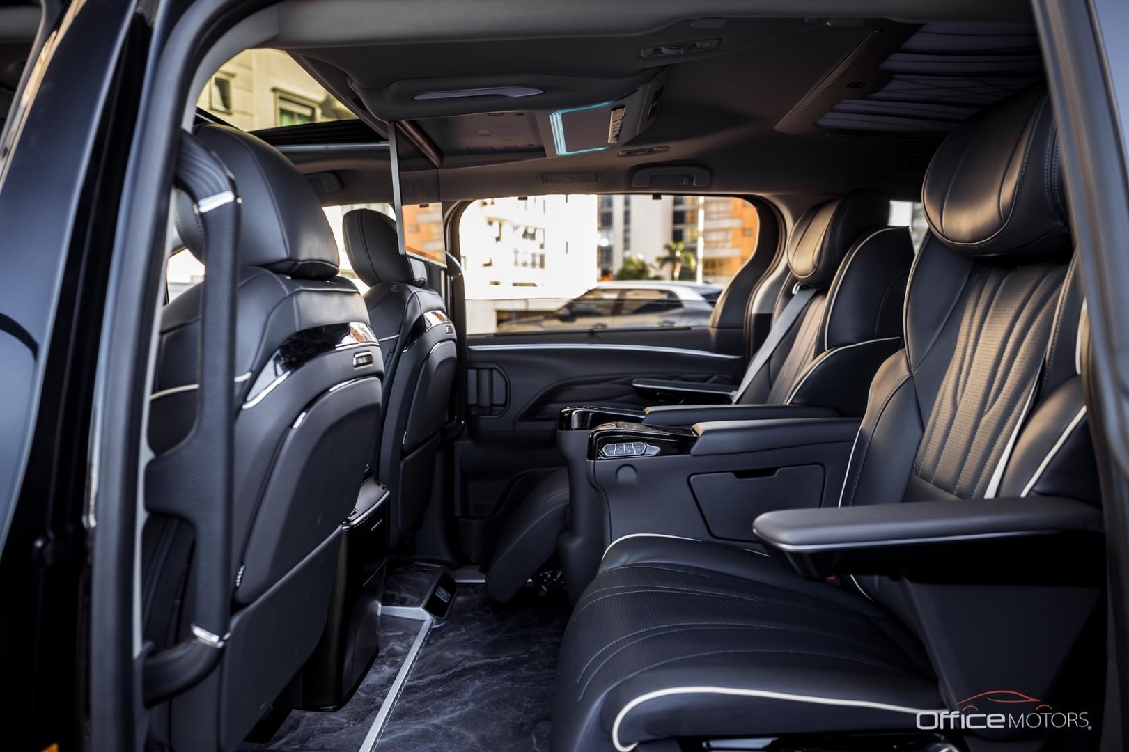 Toyota sienna fwd xle