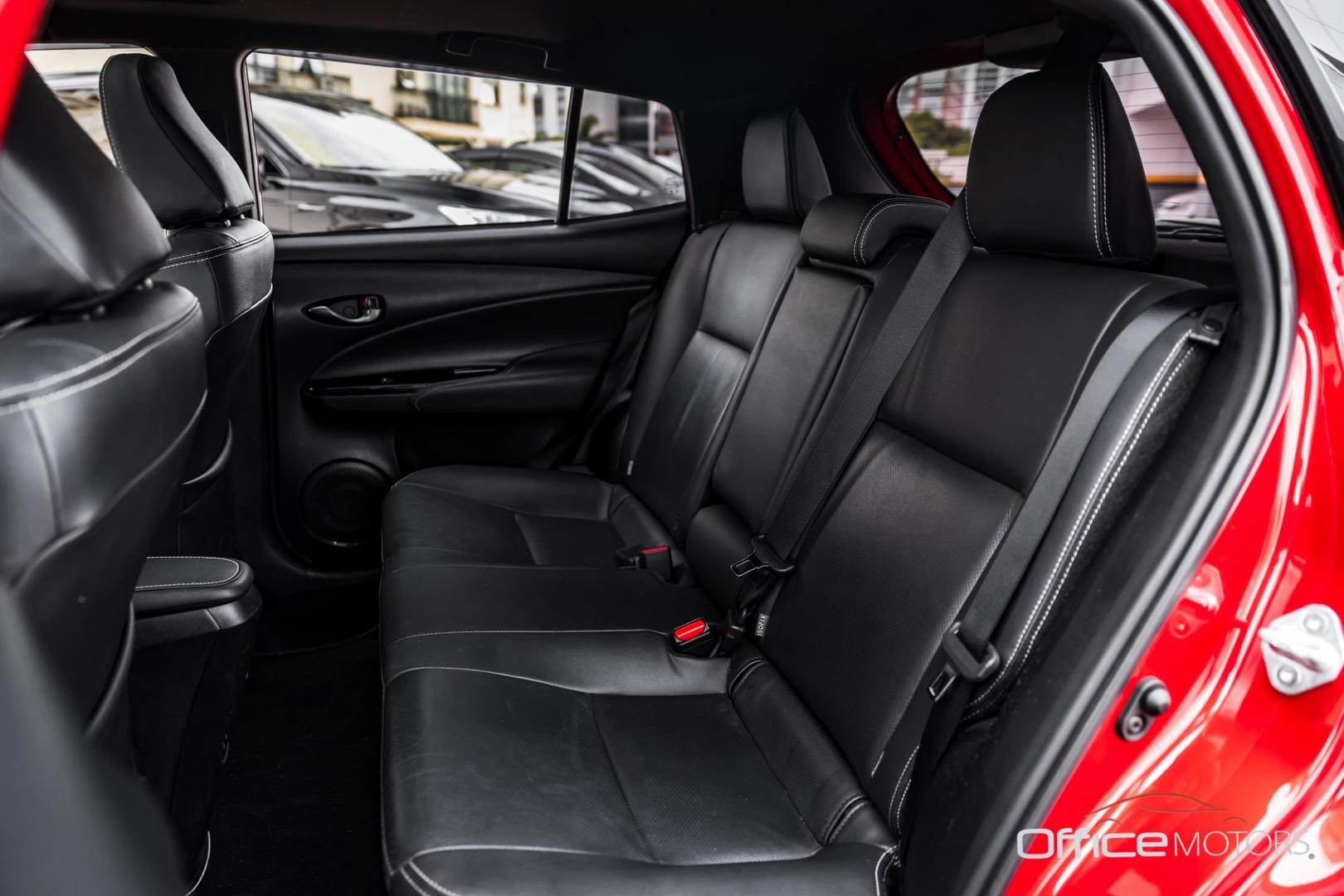 Toyota yaris ha xls15
