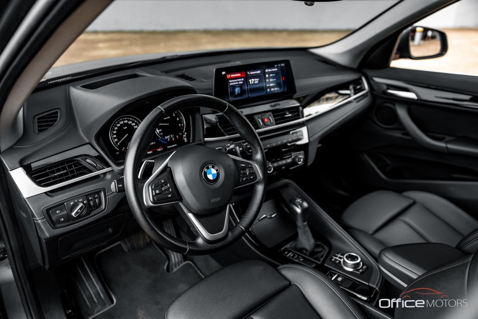 BMW x1 s20i activeflex
