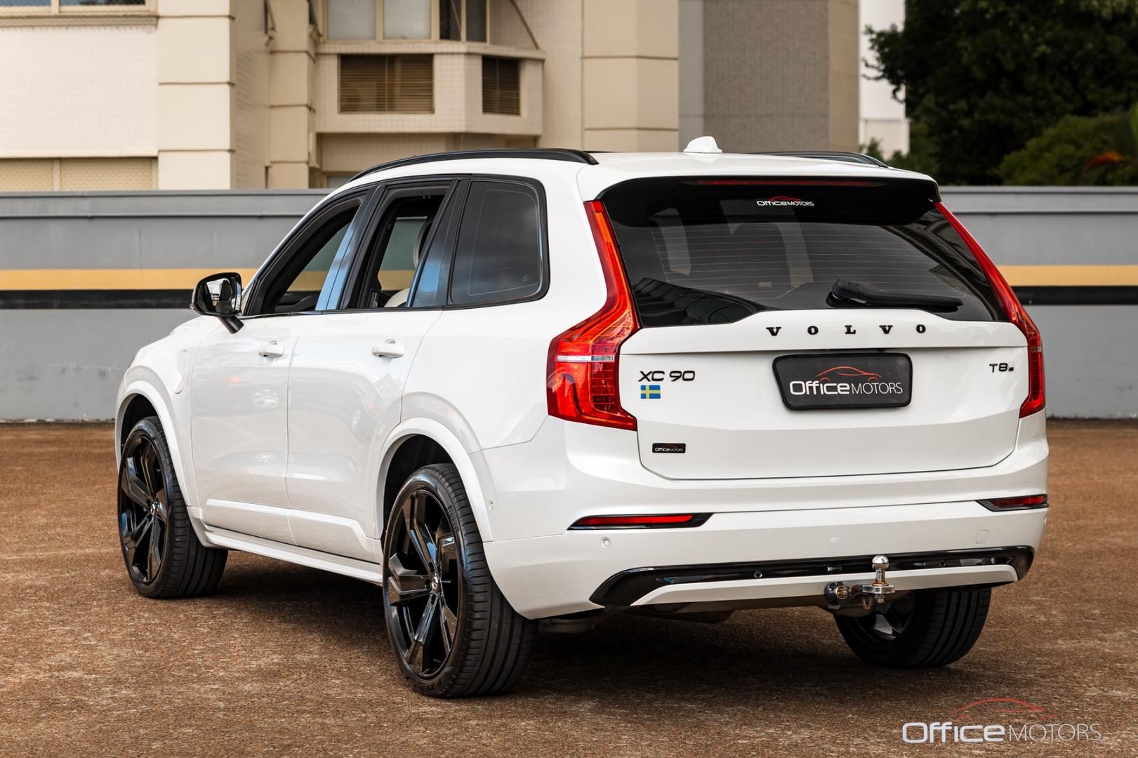 Volvo xc90 t8 ult dark