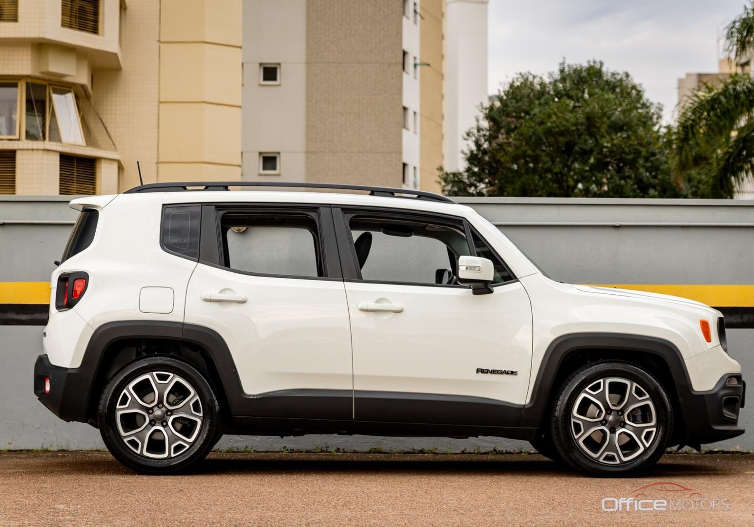 JEEP renegade lgt t at