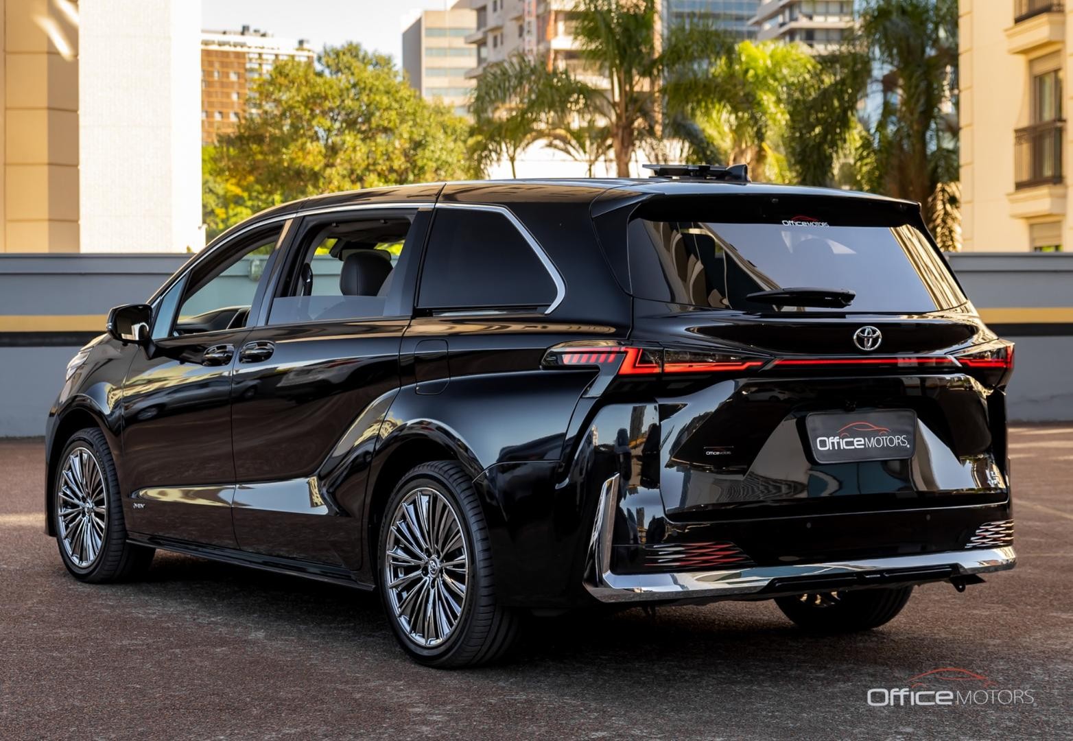 Toyota sienna fwd xle