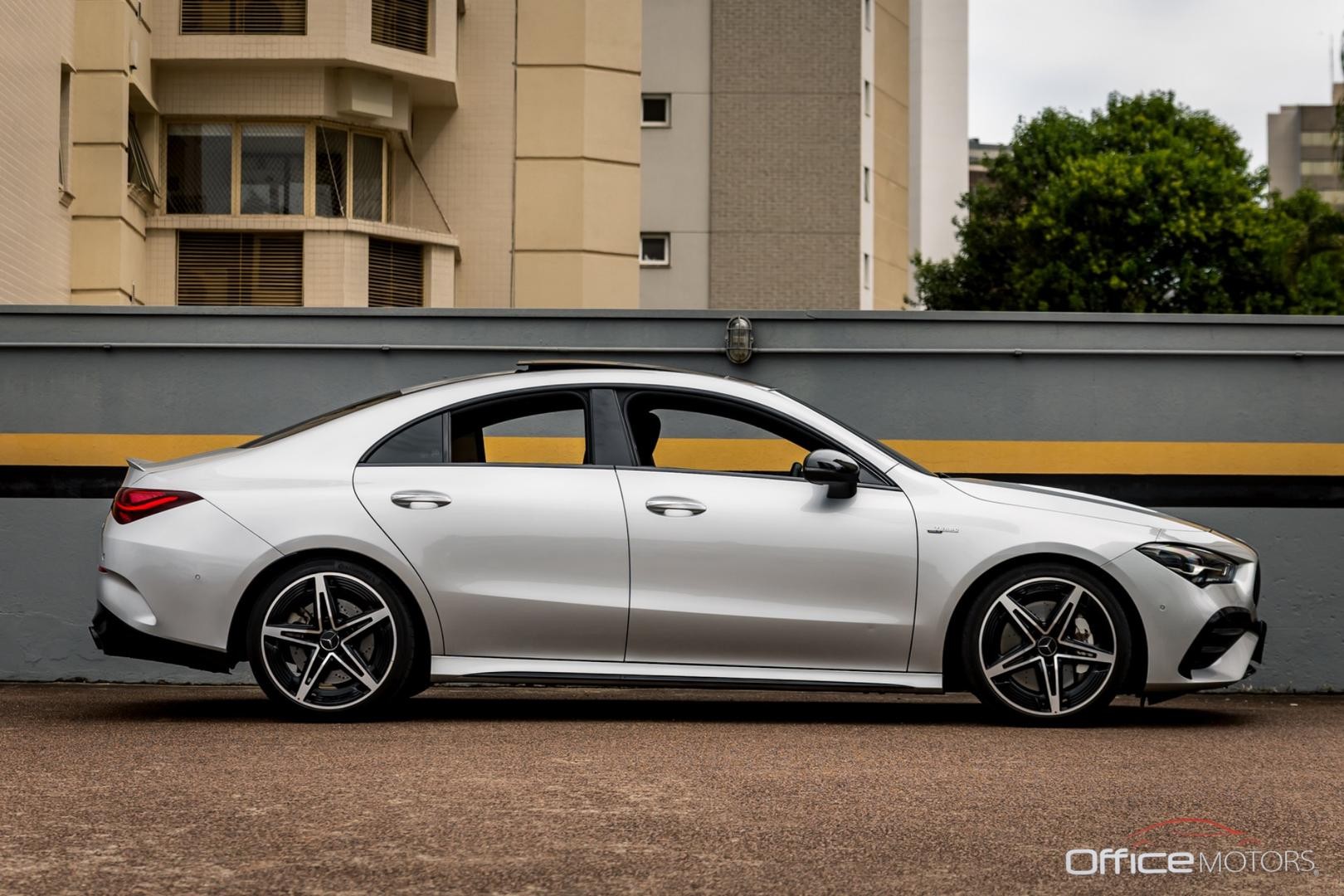 mercedes-benz cla-35 amg 4matic 2.0 tb aut.