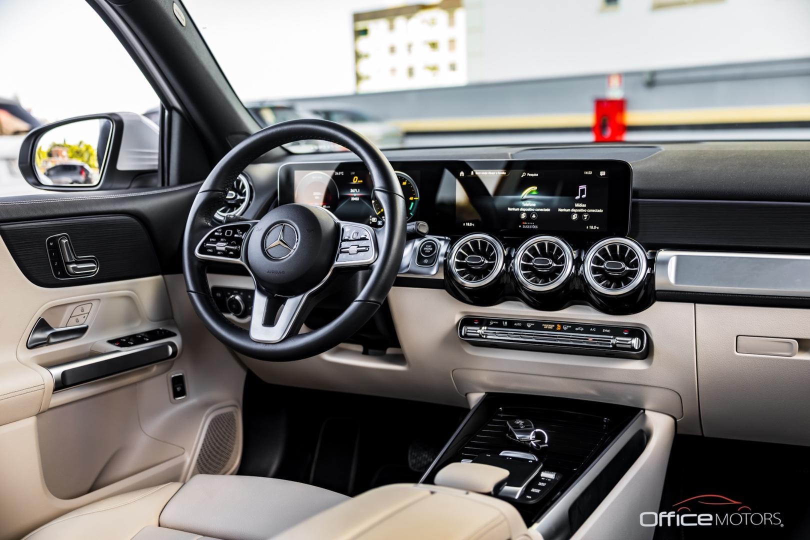 mercedes-benz glb200 prog