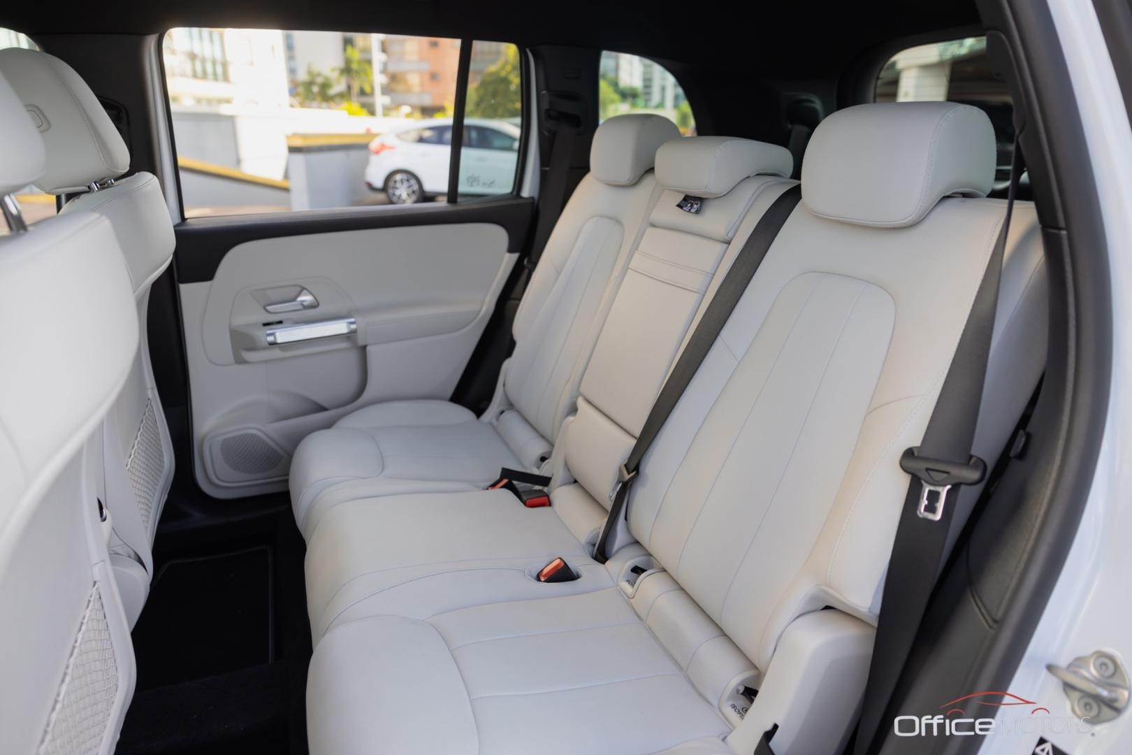 mercedes-benz glb200 prog