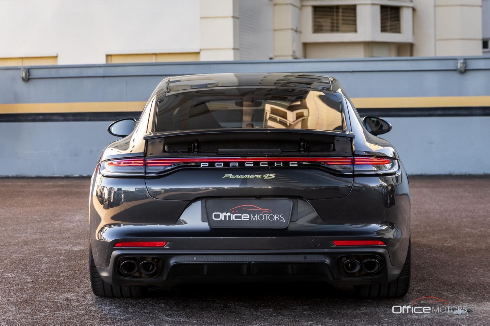 Porsche panamera 4sehy