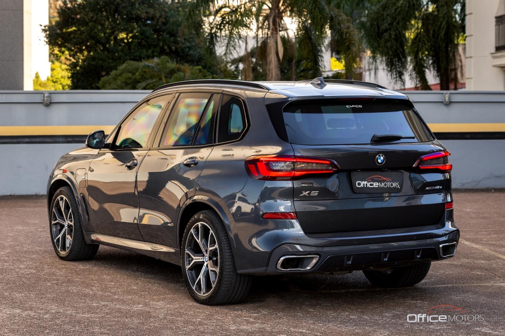 BMW x5 xdrive45e