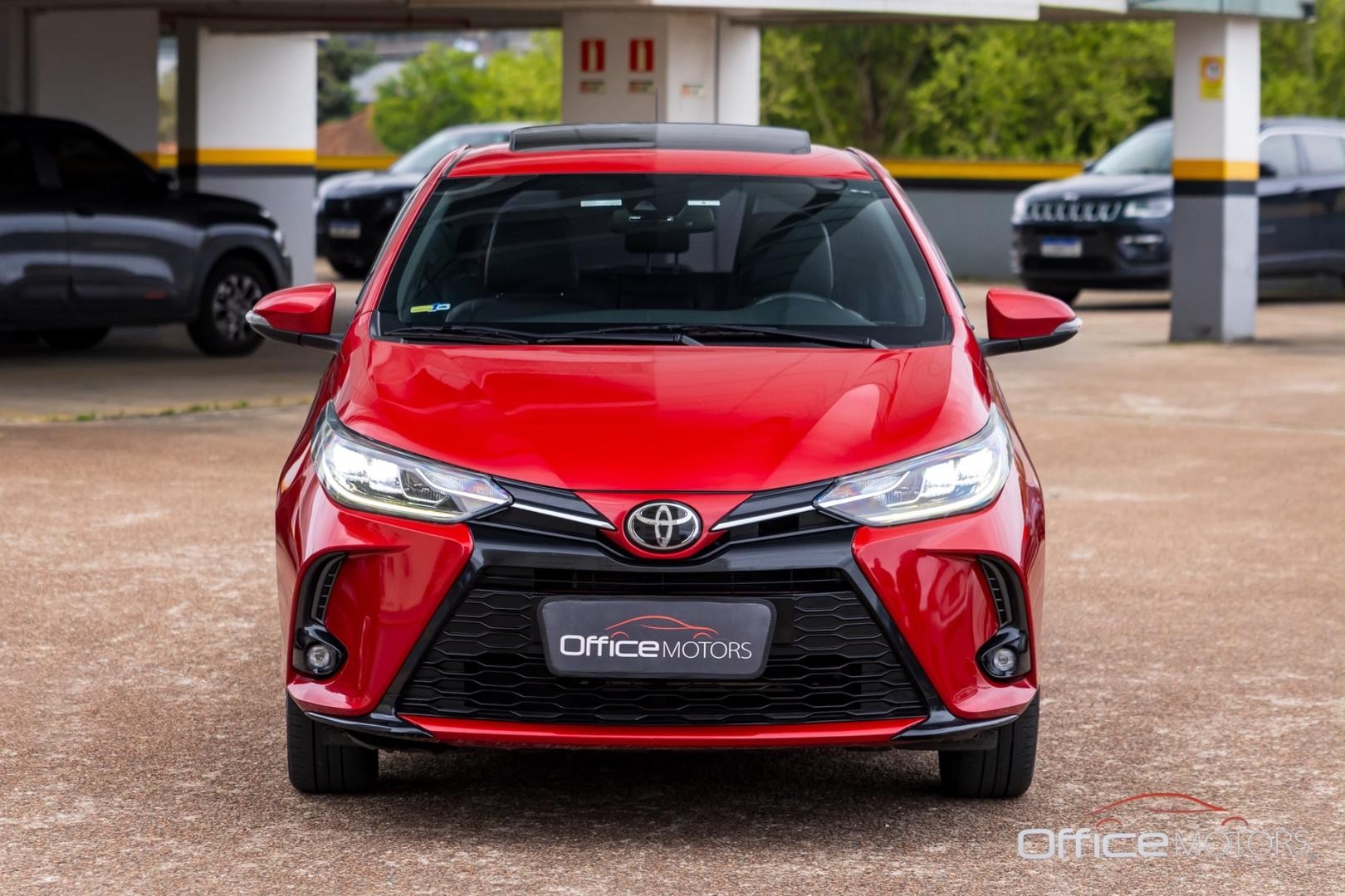 Toyota yaris ha xls15