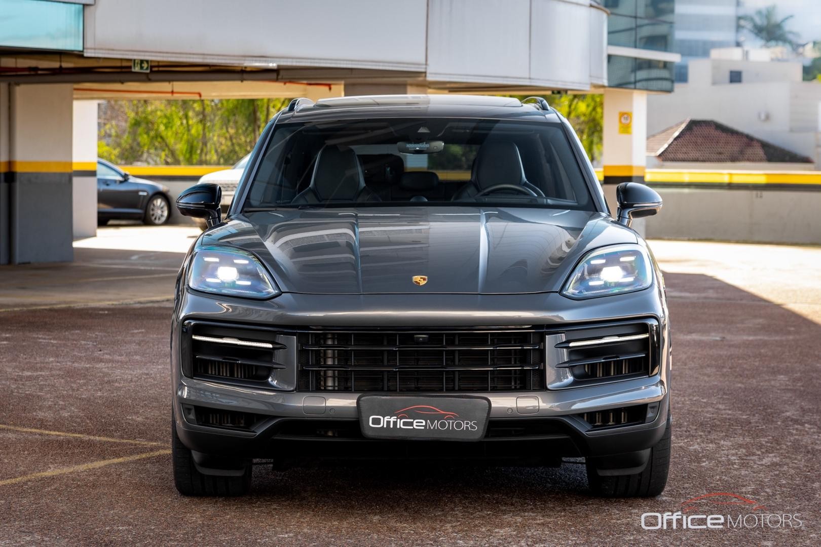 Porsche cayenne phev